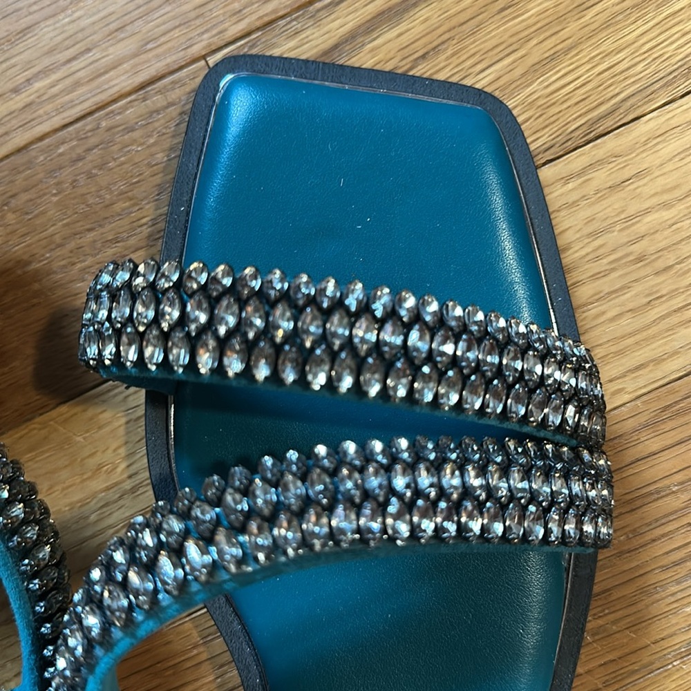 Vince Camuto Prizza Strappy Sandals - Picture 2 of 5